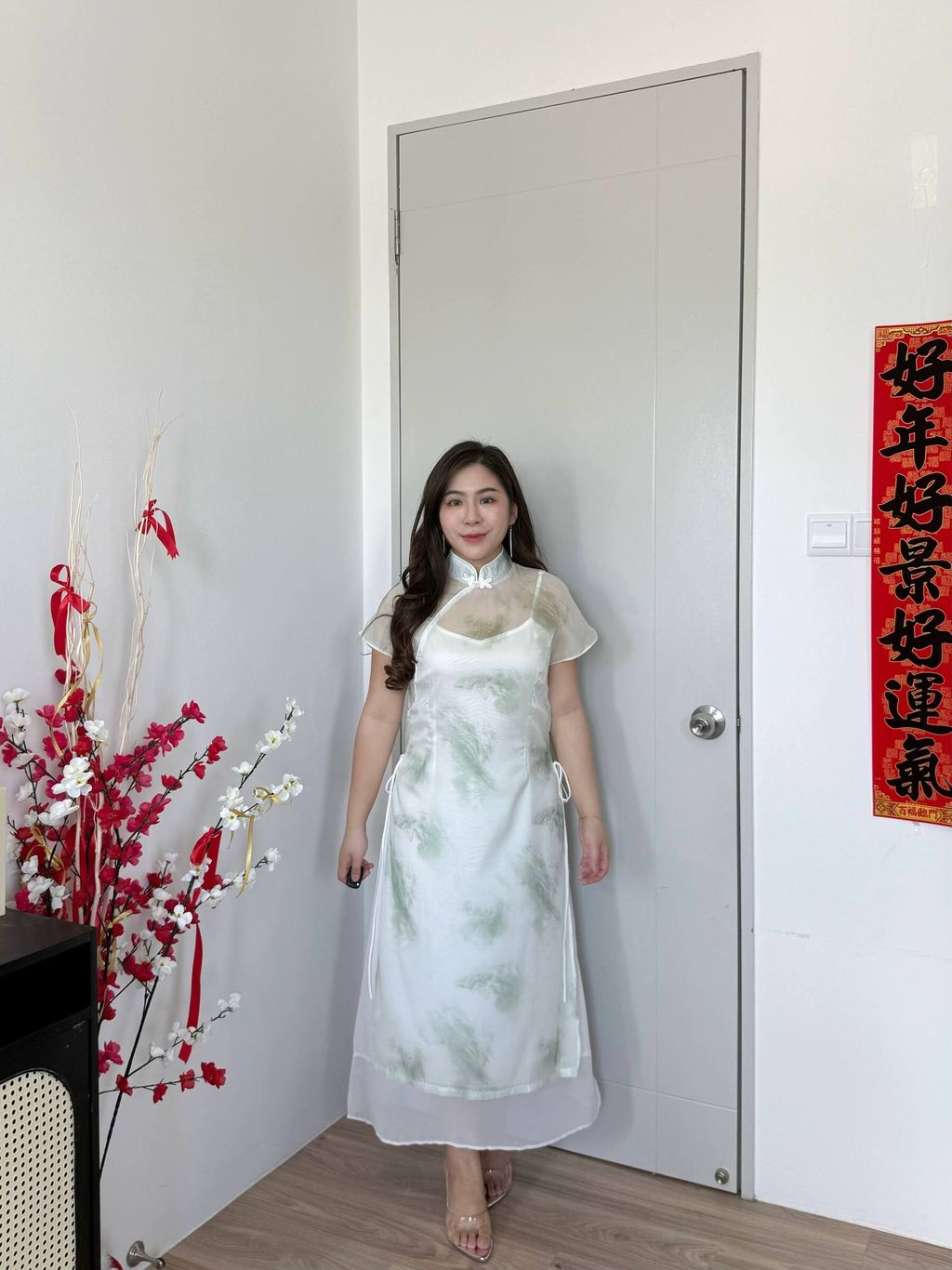 photo_6293924953820172475_w