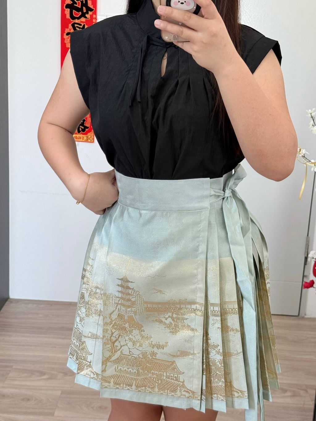 photo_6293924953820172277_w