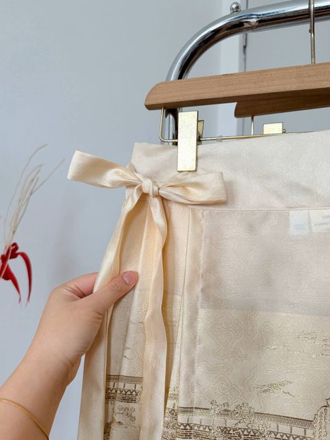 photo_6293924953820172039_w