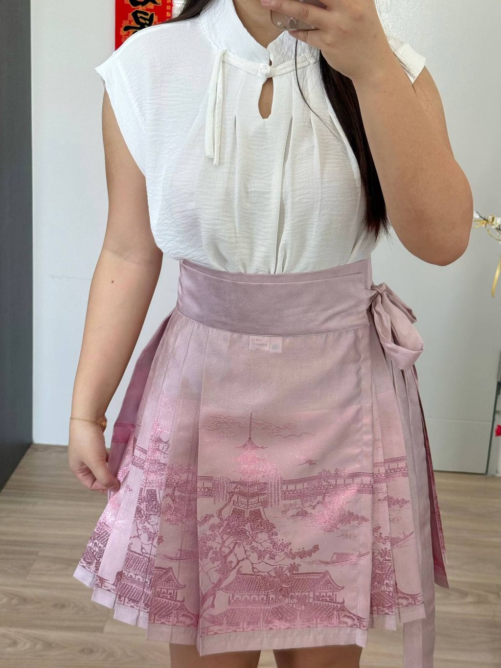 photo_6293924953820172269_w