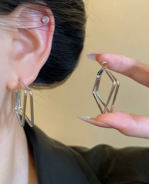 photo_6298498806227603231_x