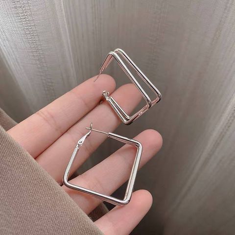 photo_6298498806227603232_x