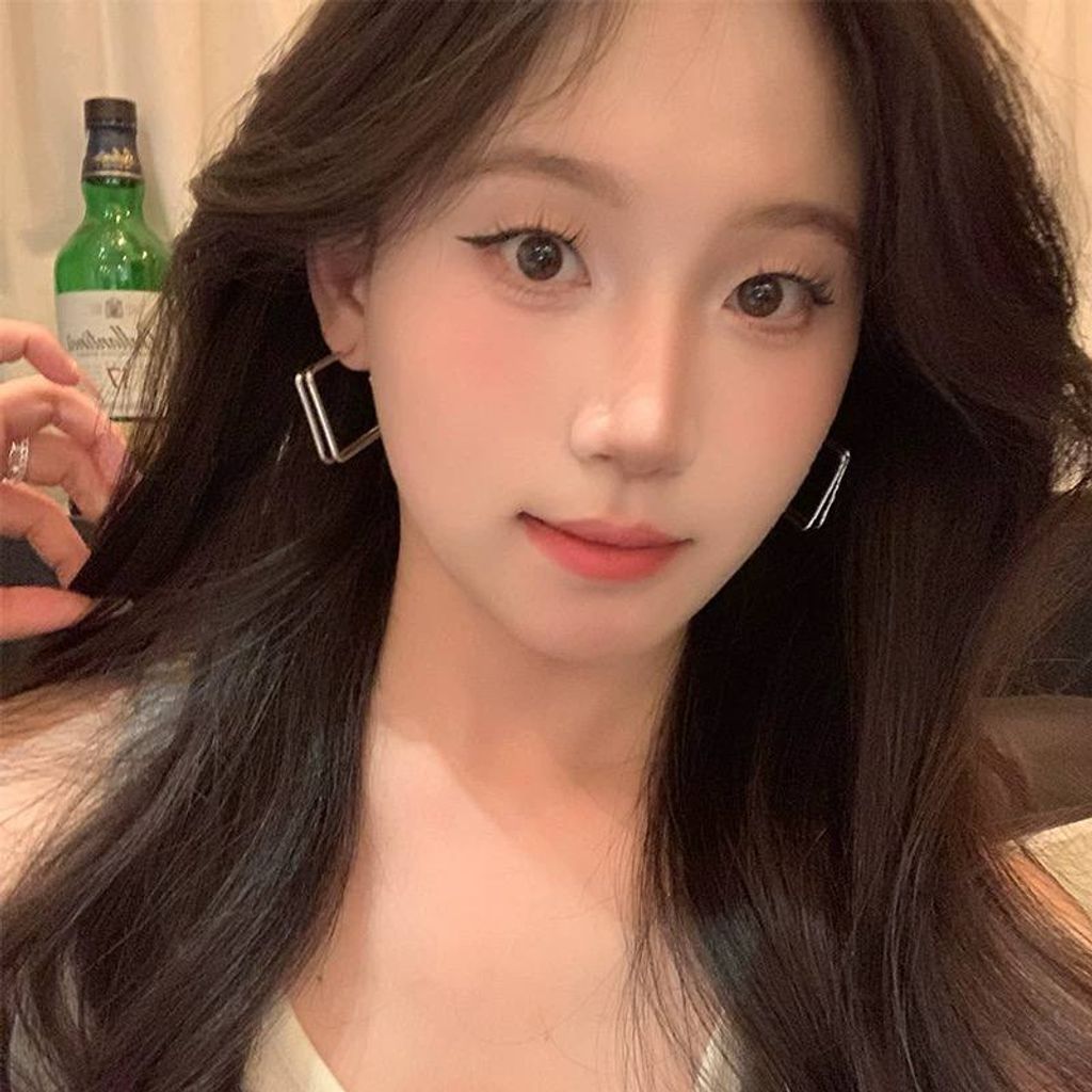 photo_6298498806227603233_x