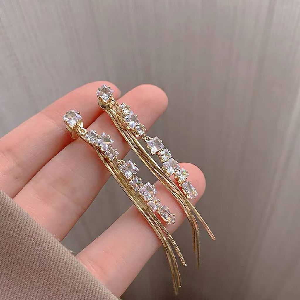 photo_6298498806227603247_x