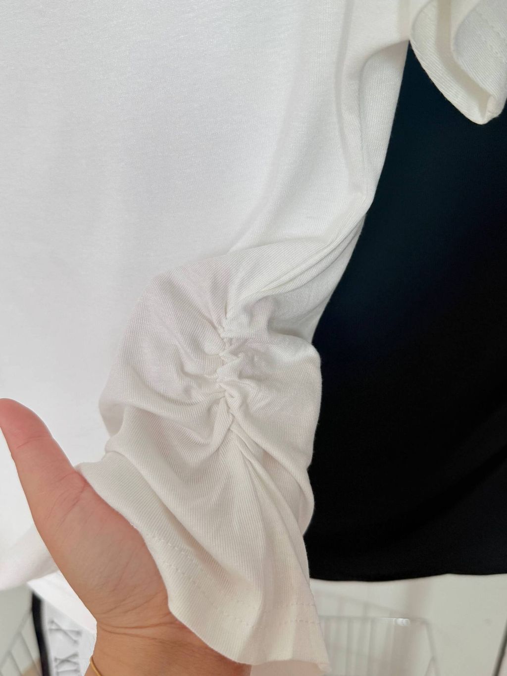 photo_6323356028237451229_w