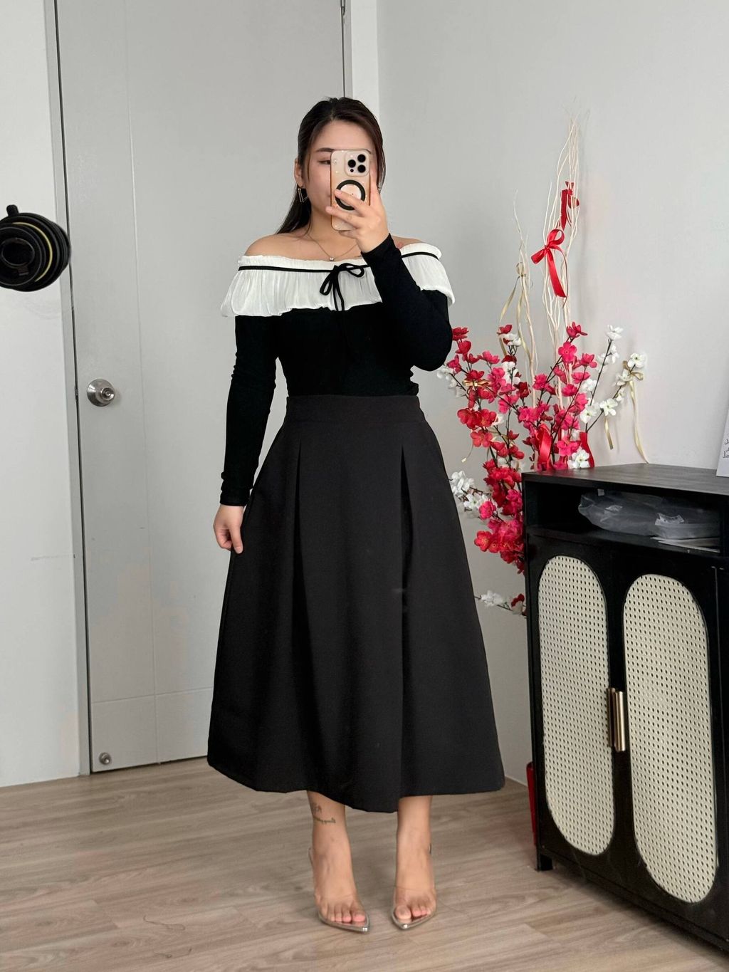 photo_6323356028237451282_w