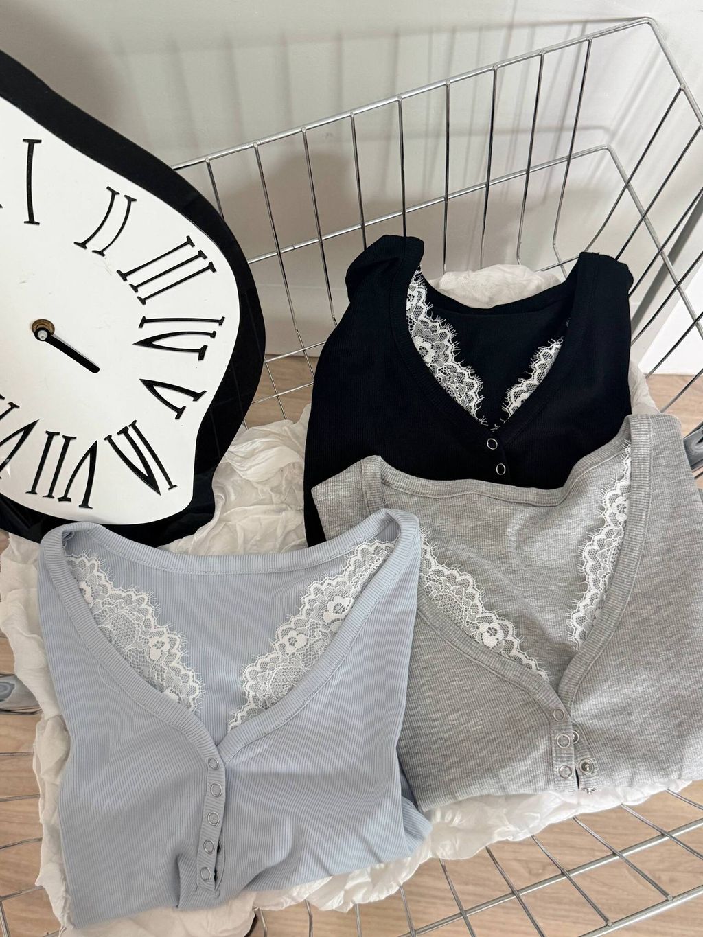 photo_6323356028237451234_w