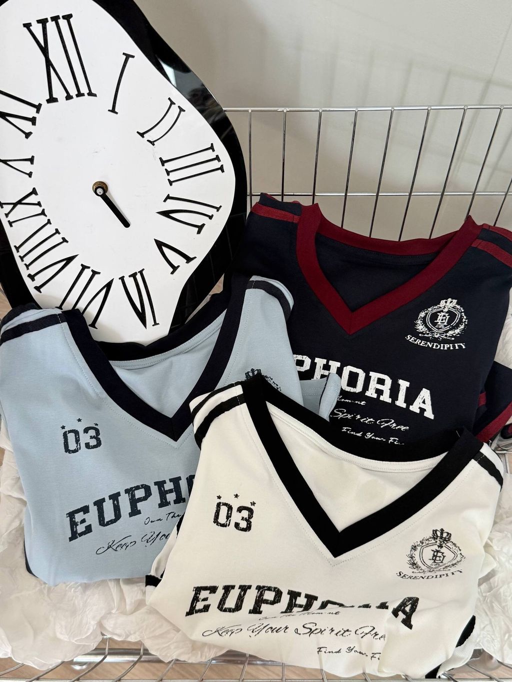 photo_6323356028237451248_w