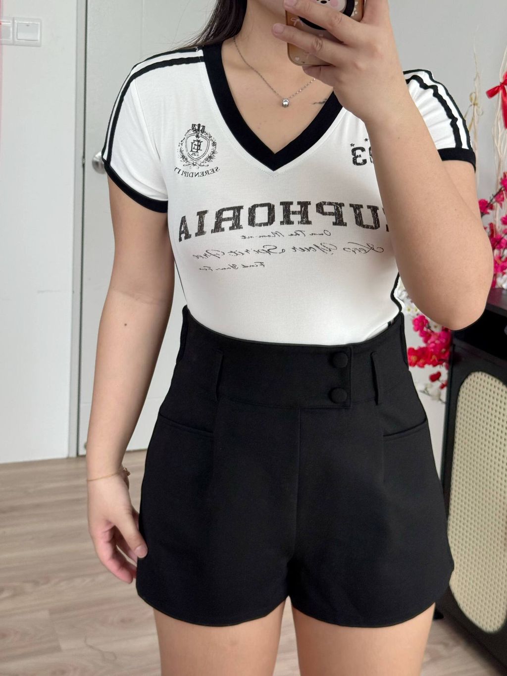 photo_6323356028237450841_w