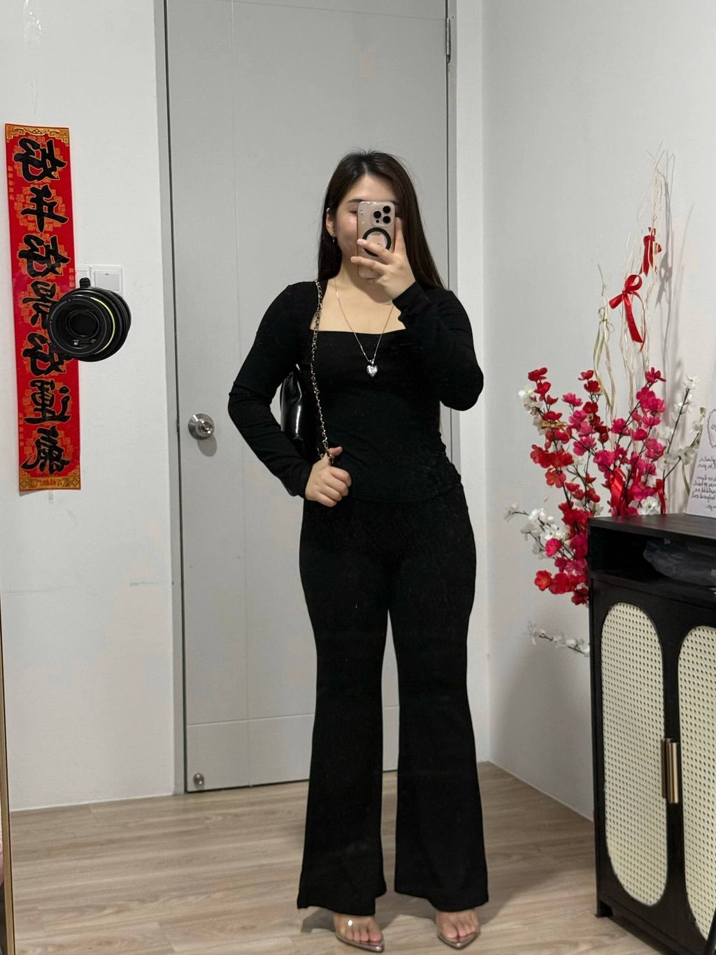 photo_6323356028237451005_w