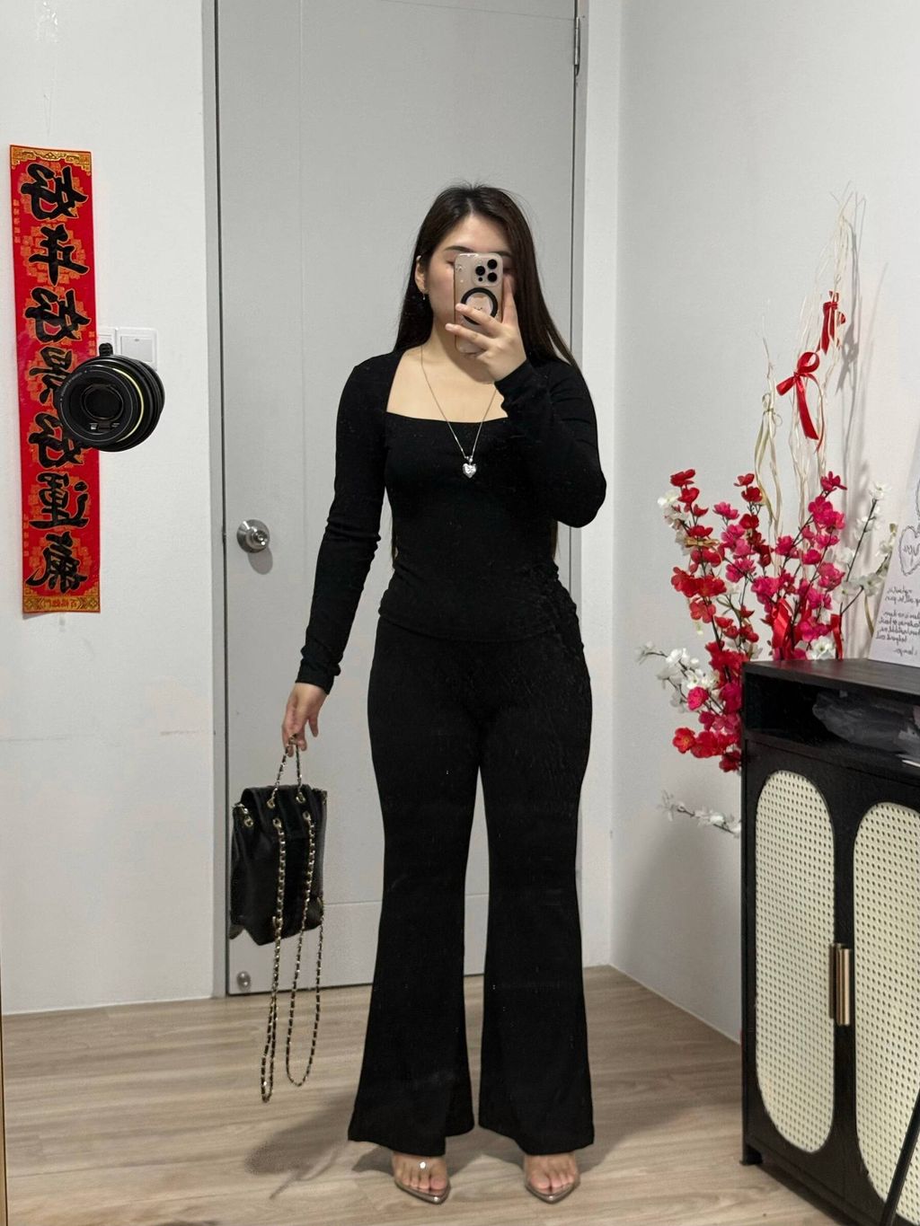 photo_6323356028237451006_w