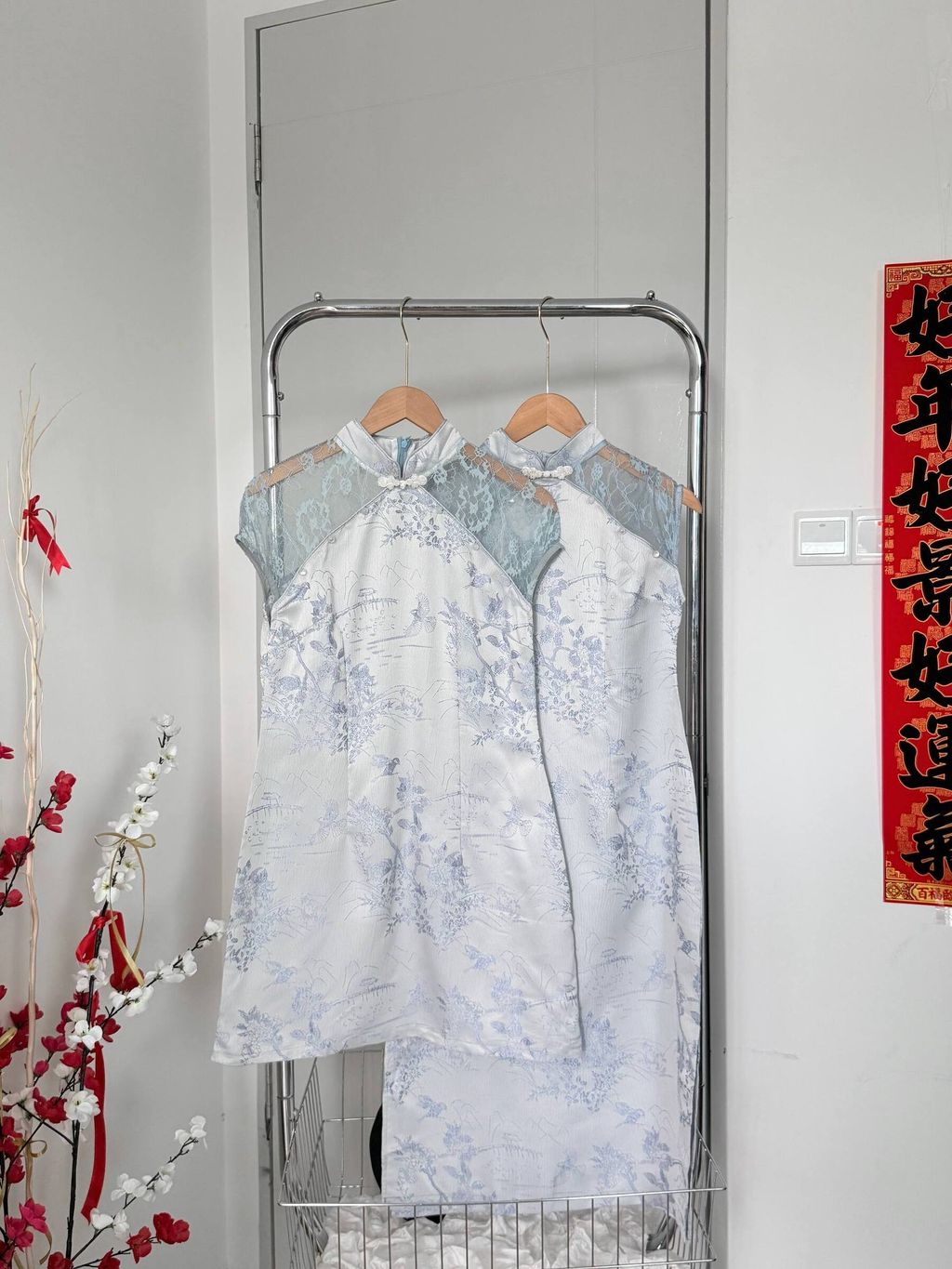 photo_6323356028237450802_w