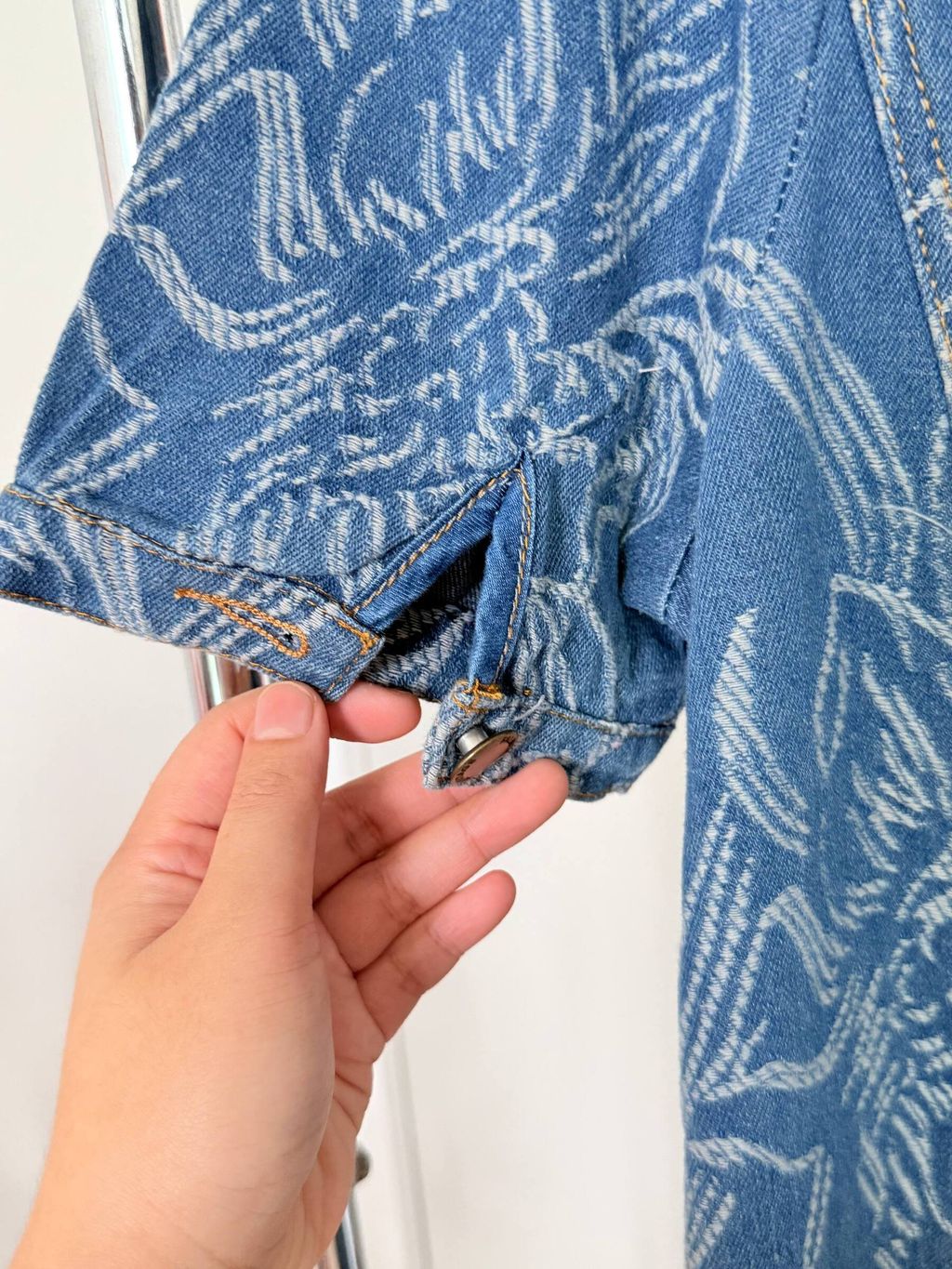 photo_6323356028237451210_w