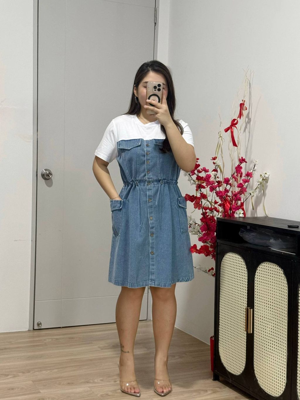 photo_6323356028237451150_w