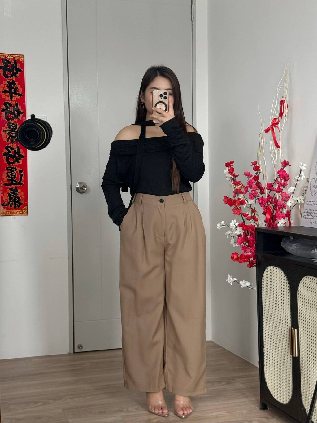 photo_6323356028237451034_w