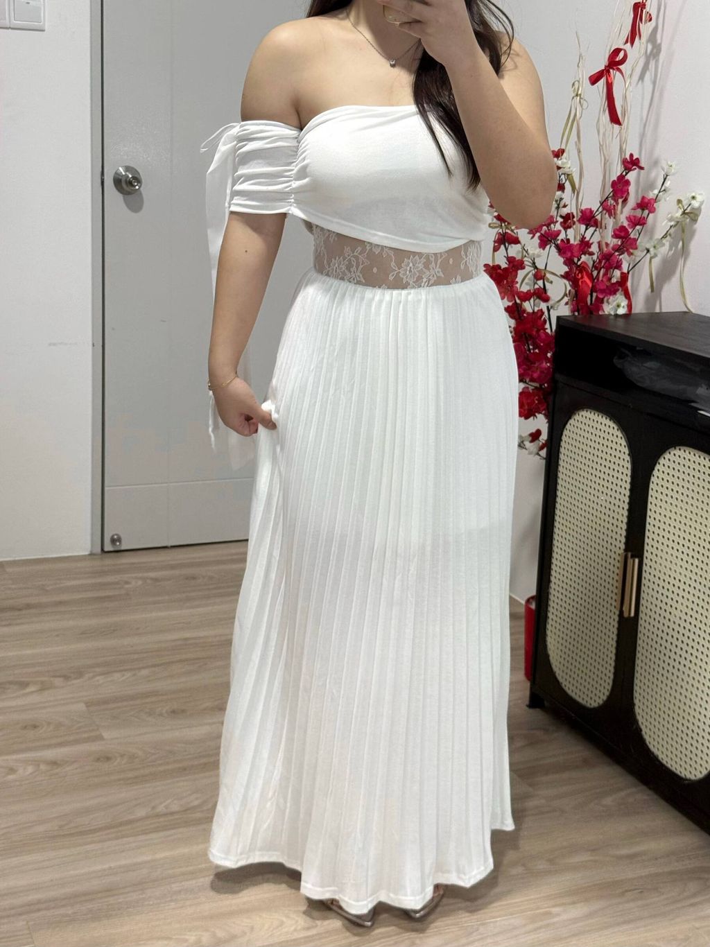 photo_6323356028237451127_w