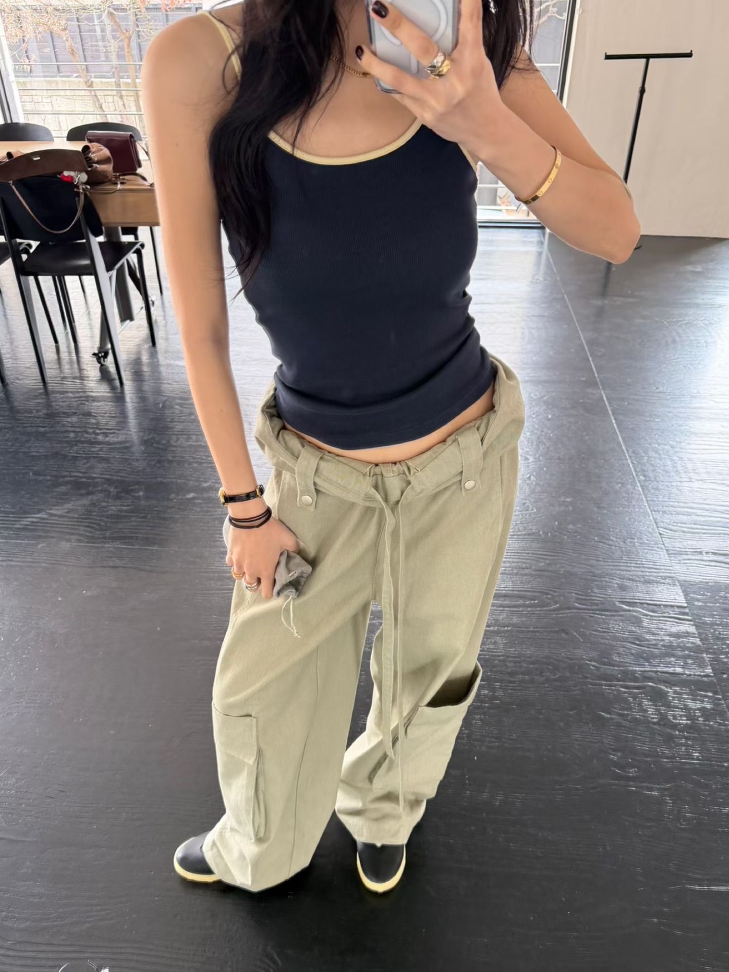 64a1650ba58917bfa6a9258ed724b4da