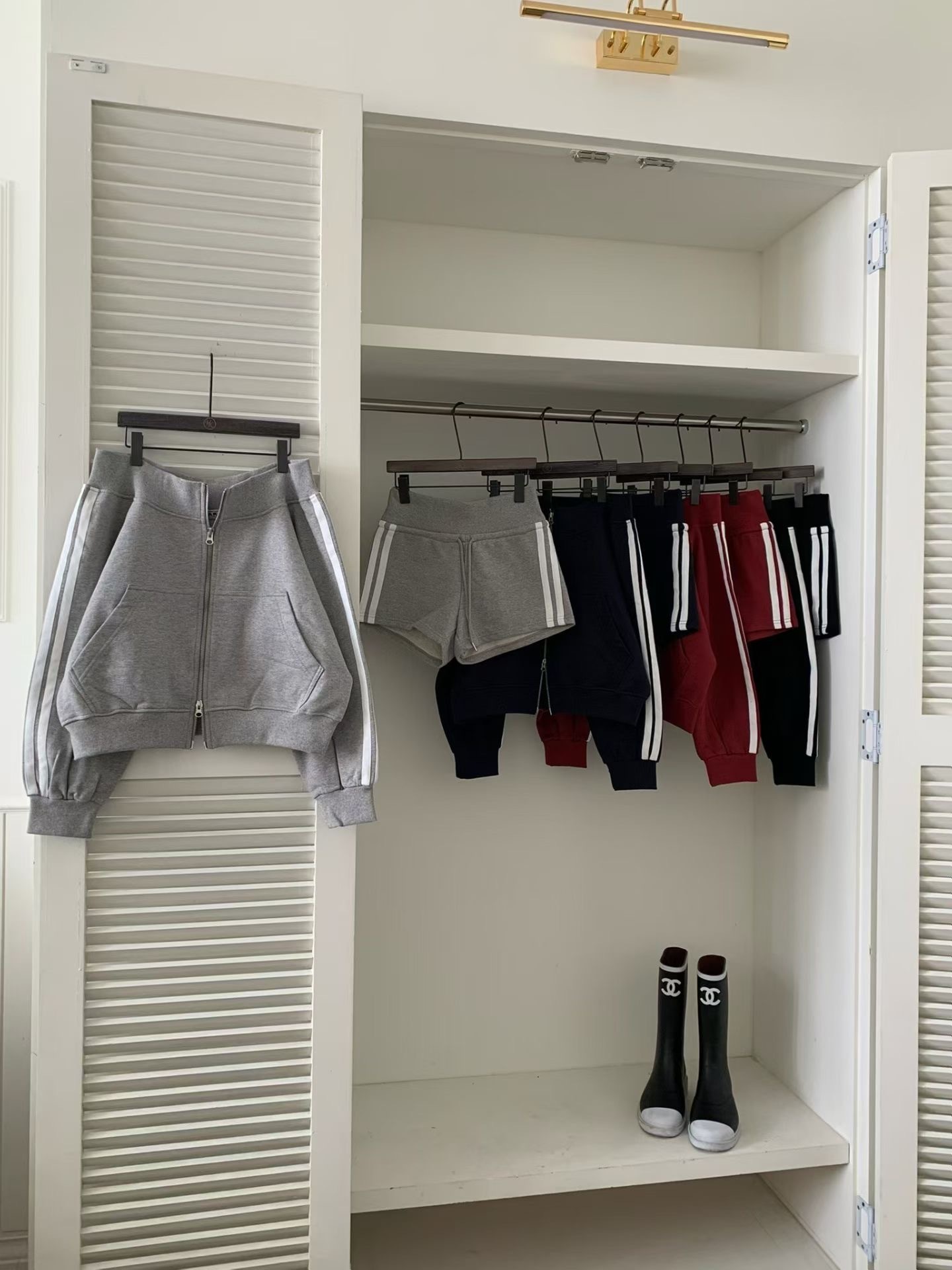 054555c542d6c38cb4764278714927e4