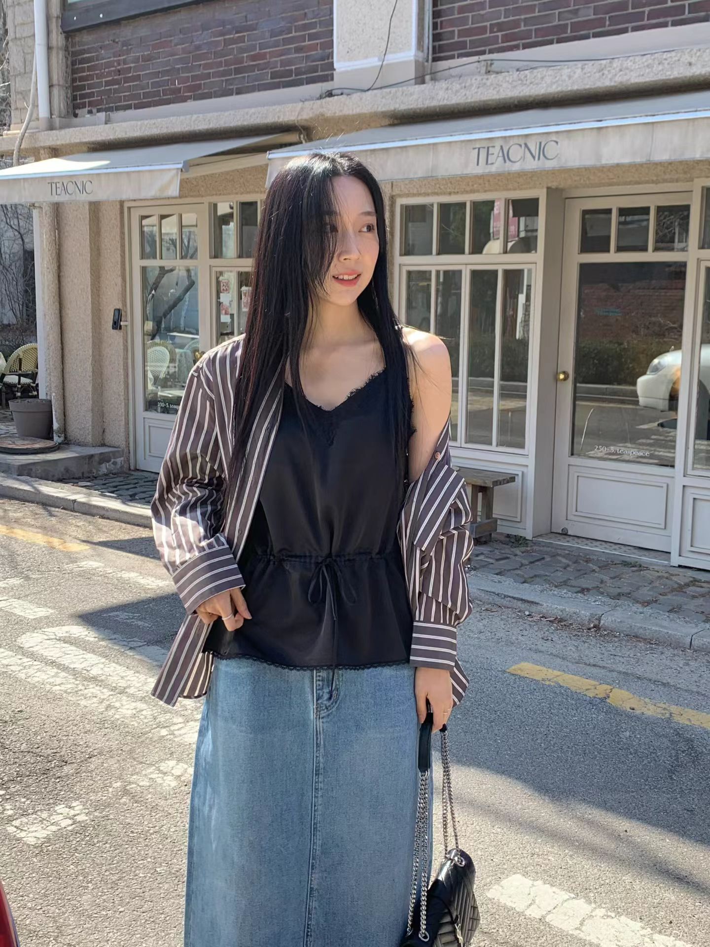 6a5c988eb72fec47af7e4dca68593de2