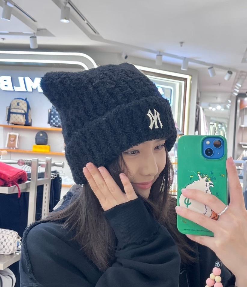 872A238F-445A-471D-924B-EF3D10F5DDC7_1_105_c