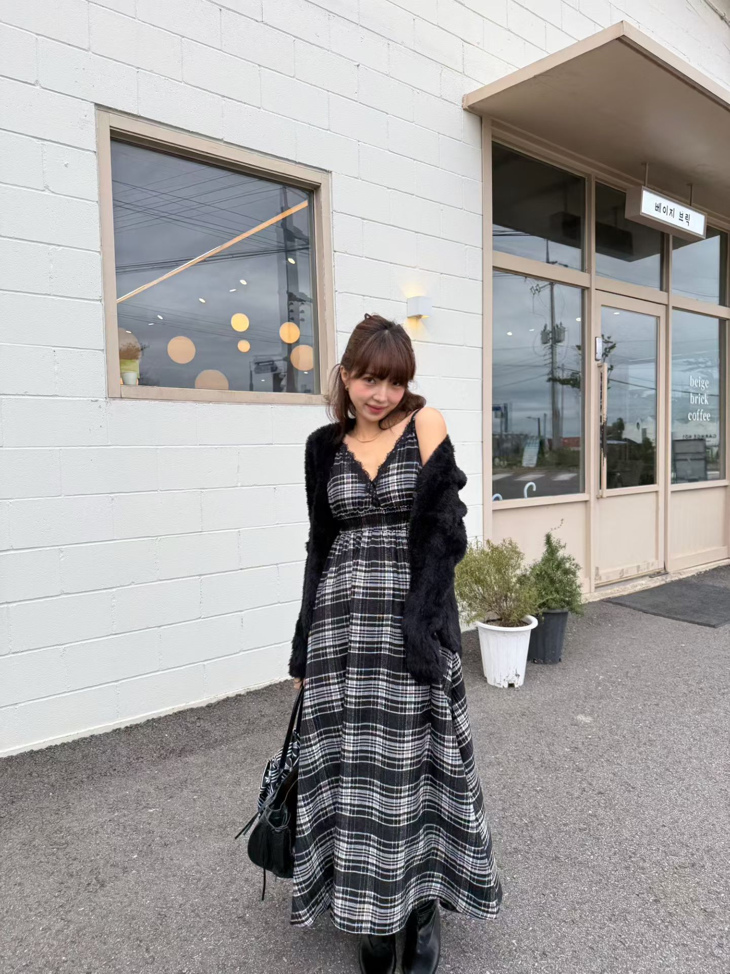 2E243653-27AF-4307-94D7-95EB26AD7EBE