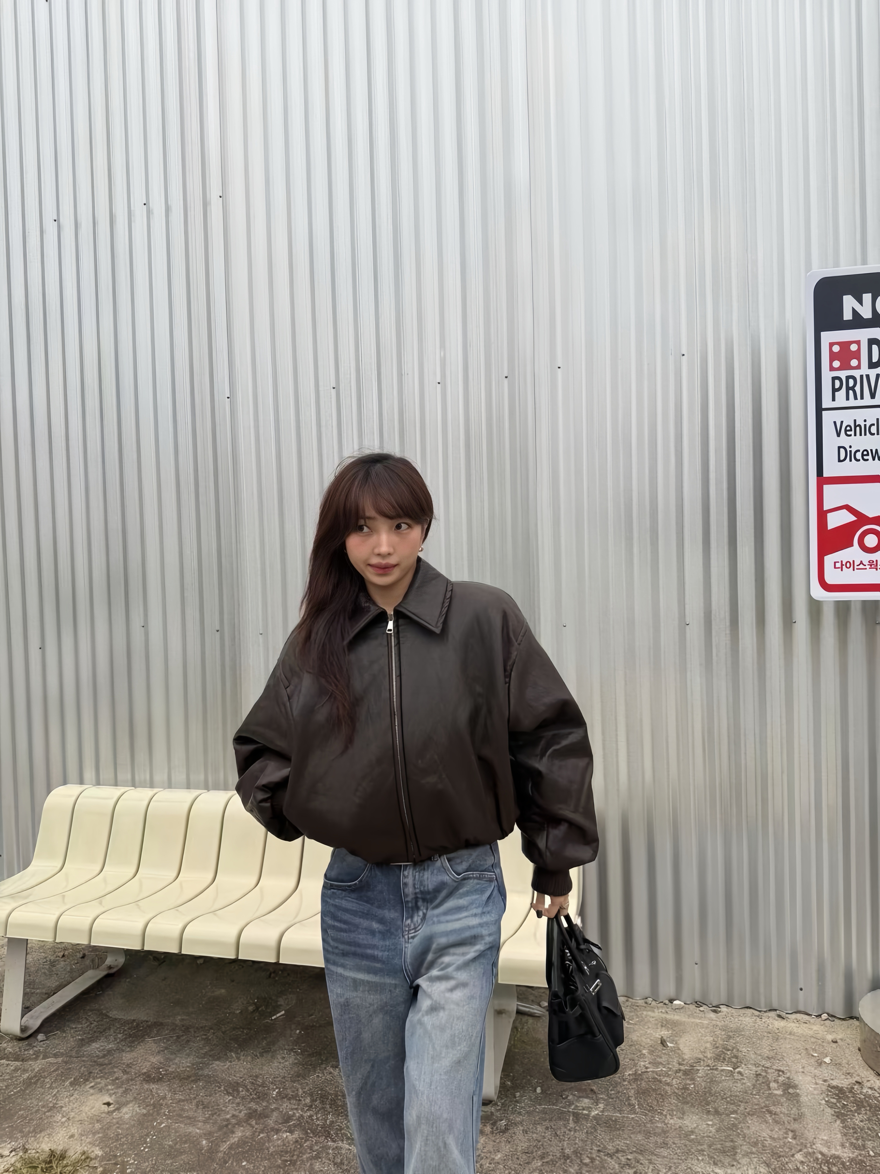 9346E34D-56A4-43F9-9A11-C9C118B5F88E