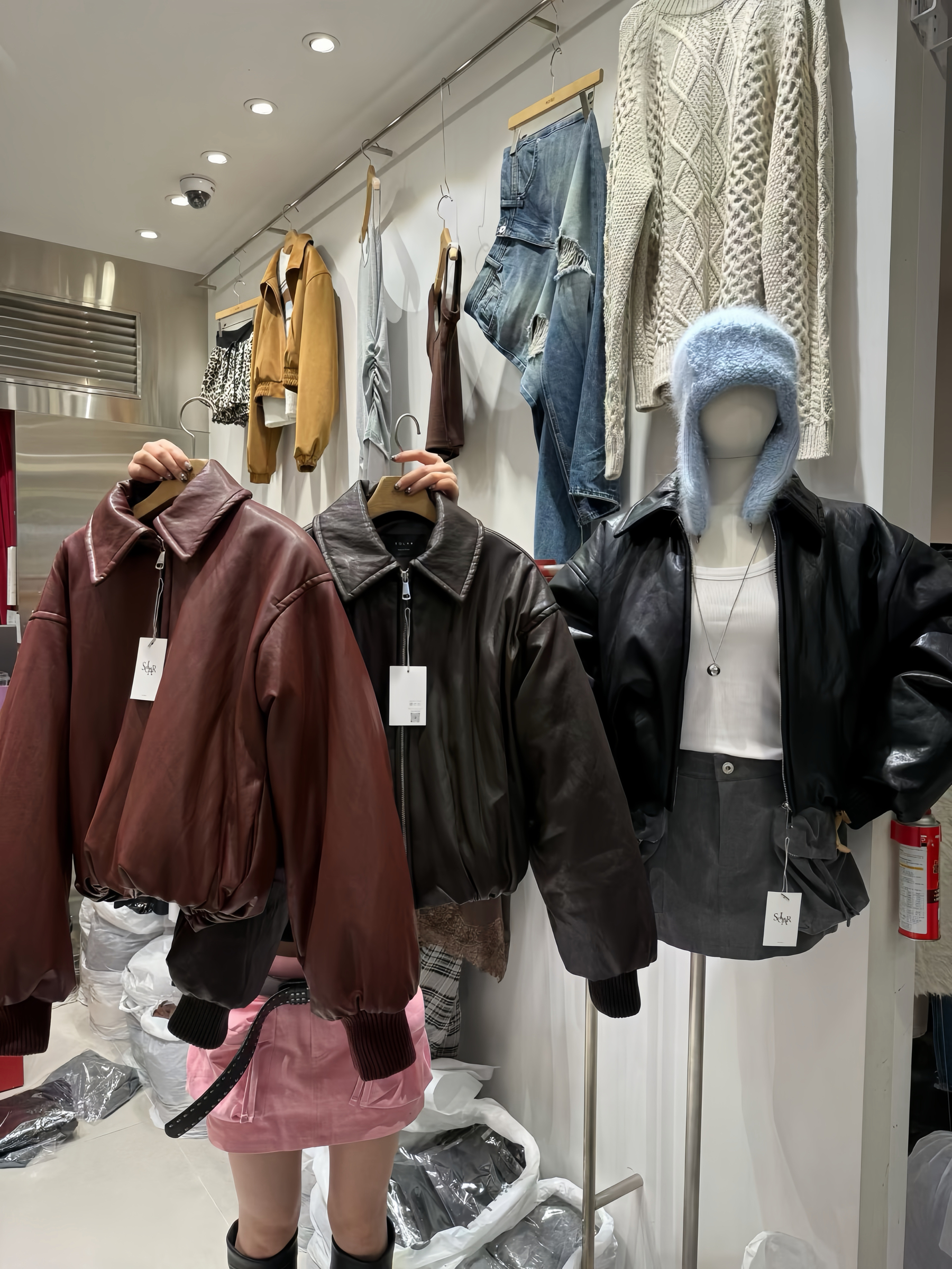 CEEB5403-0CDD-4F96-B876-9E47DEC8438E