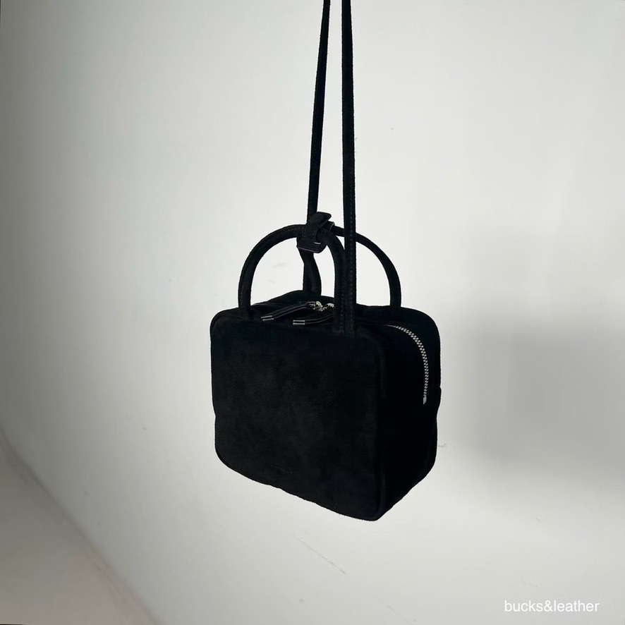 3813BFEF-28DE-4CB2-9F87-D98278C26DEB_1_105_c