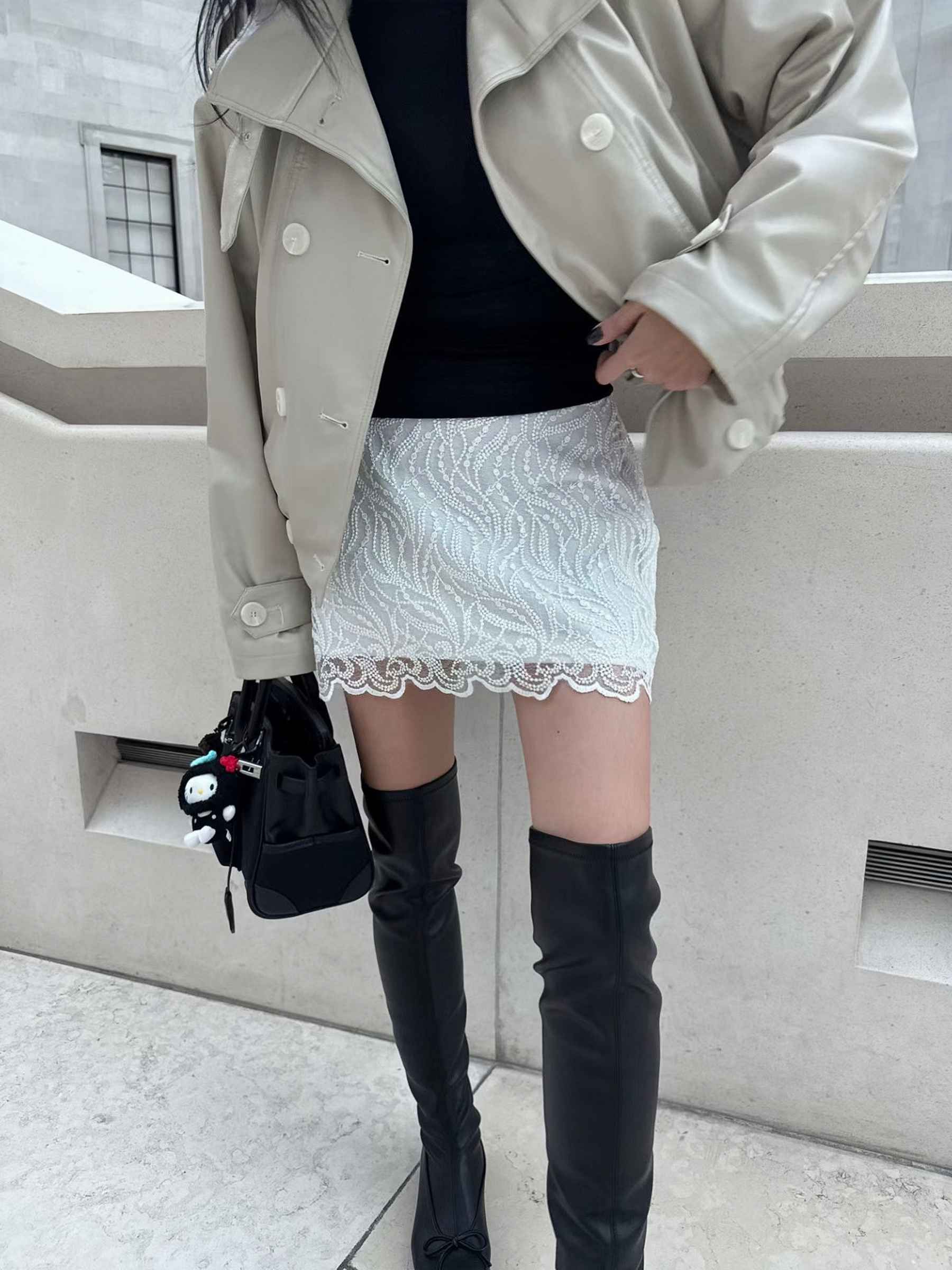 B6E326E7-4316-4265-B8A1-E177E9605CED