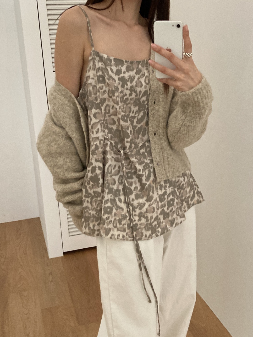 4B0085B8-3851-4EC7-86F8-D0A6CB4B6608