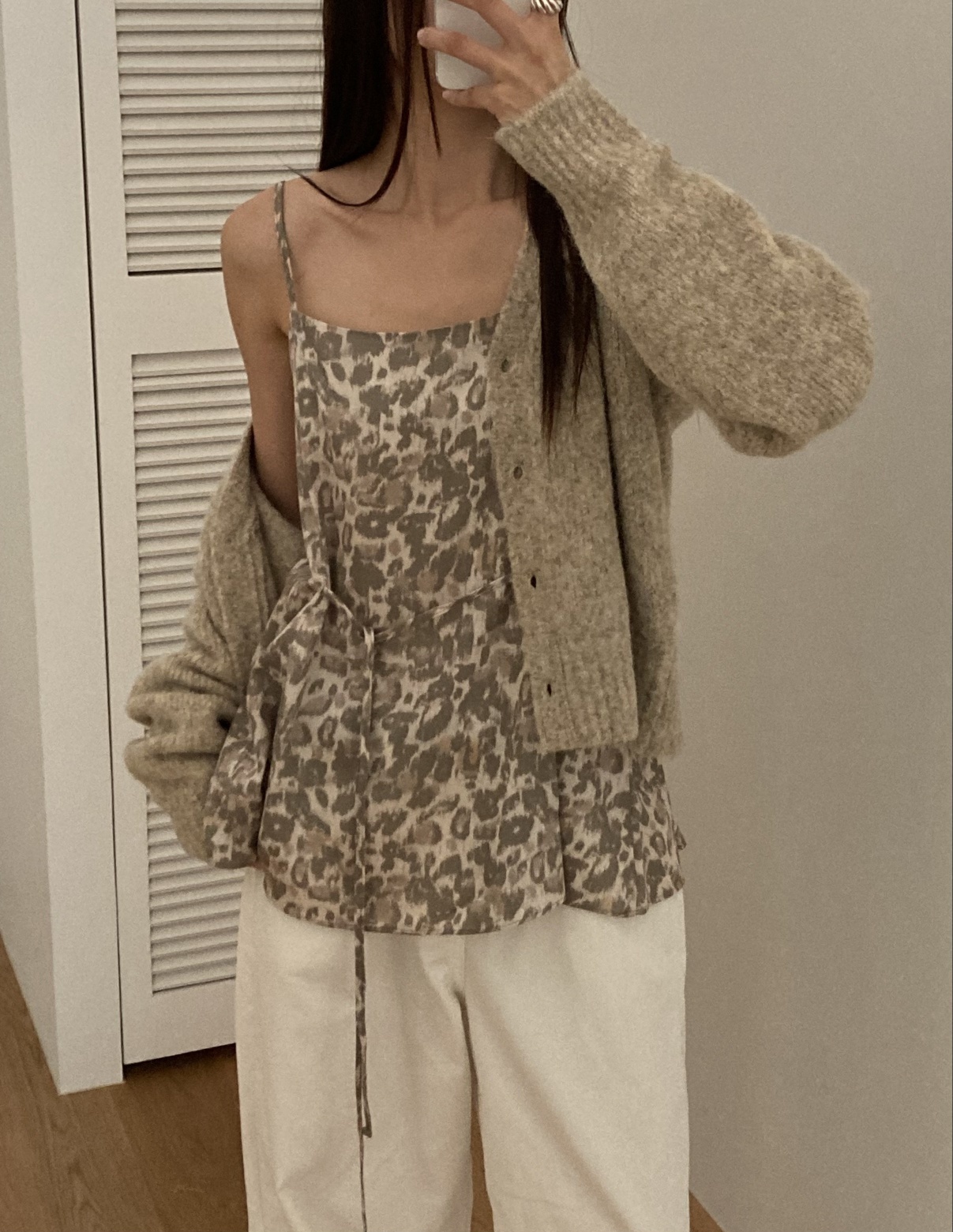 E01AFCA6-79EE-463B-9A25-BE53FB02F348