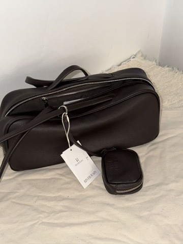 505E6D97-3C34-4D41-8592-38BC29241F06_4_5005_c