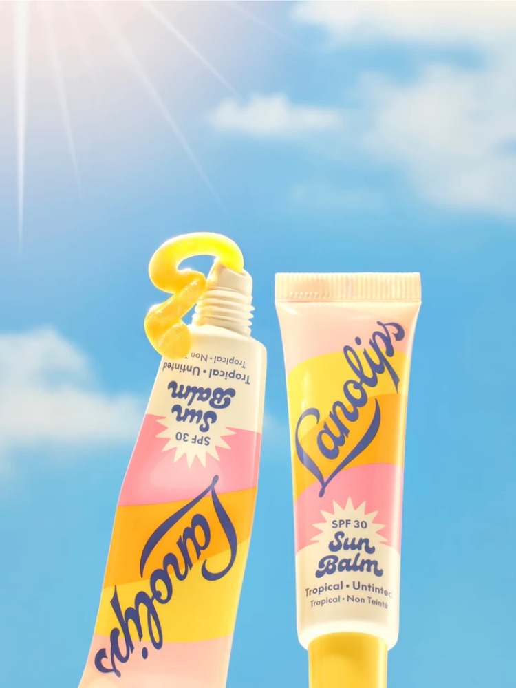 lanolips-sunbalm-spf-30-tropical-lifestyle-flatlay