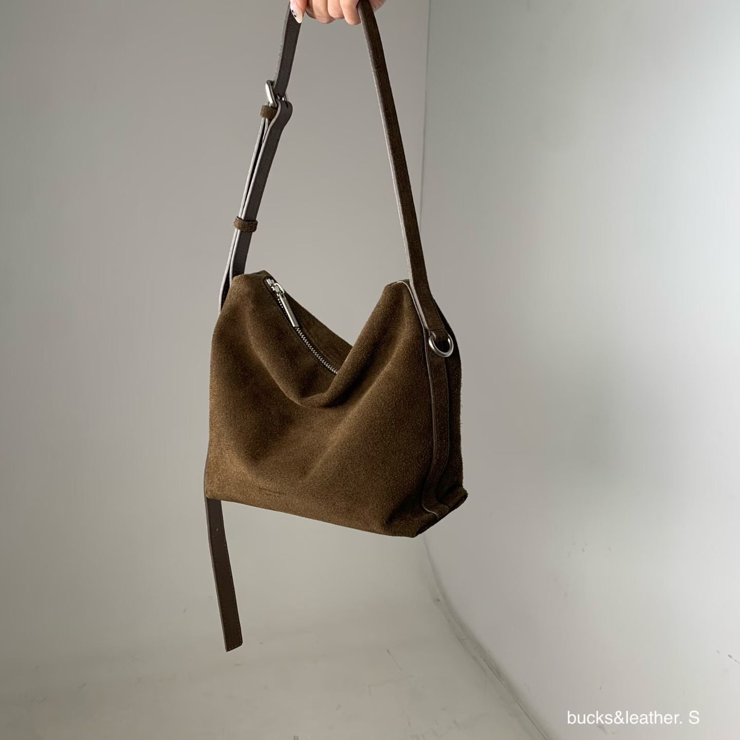 44cf56d33697064b8f25e8418d00b938