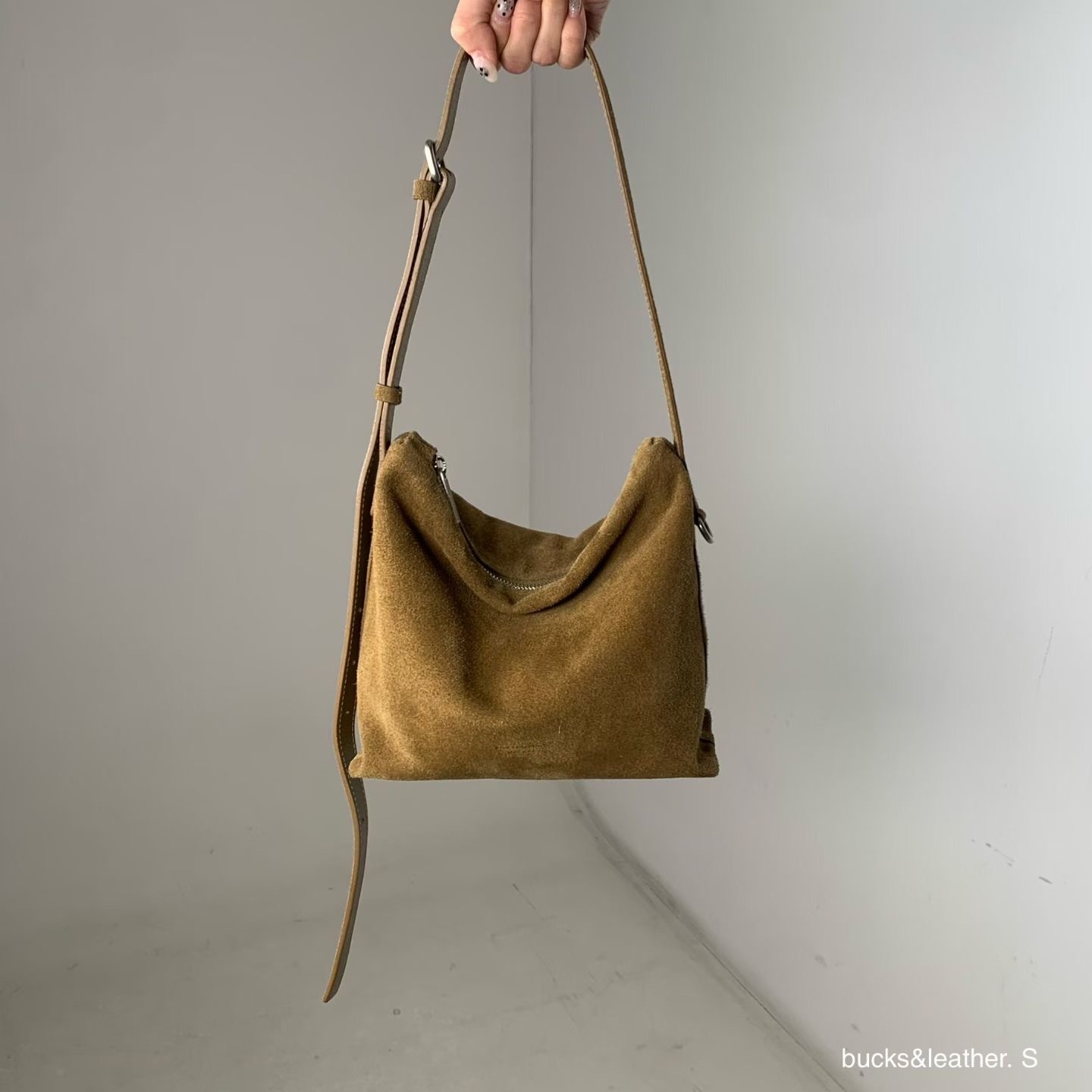 8d7a7e5b4446846a40a326b4ecda7ab7