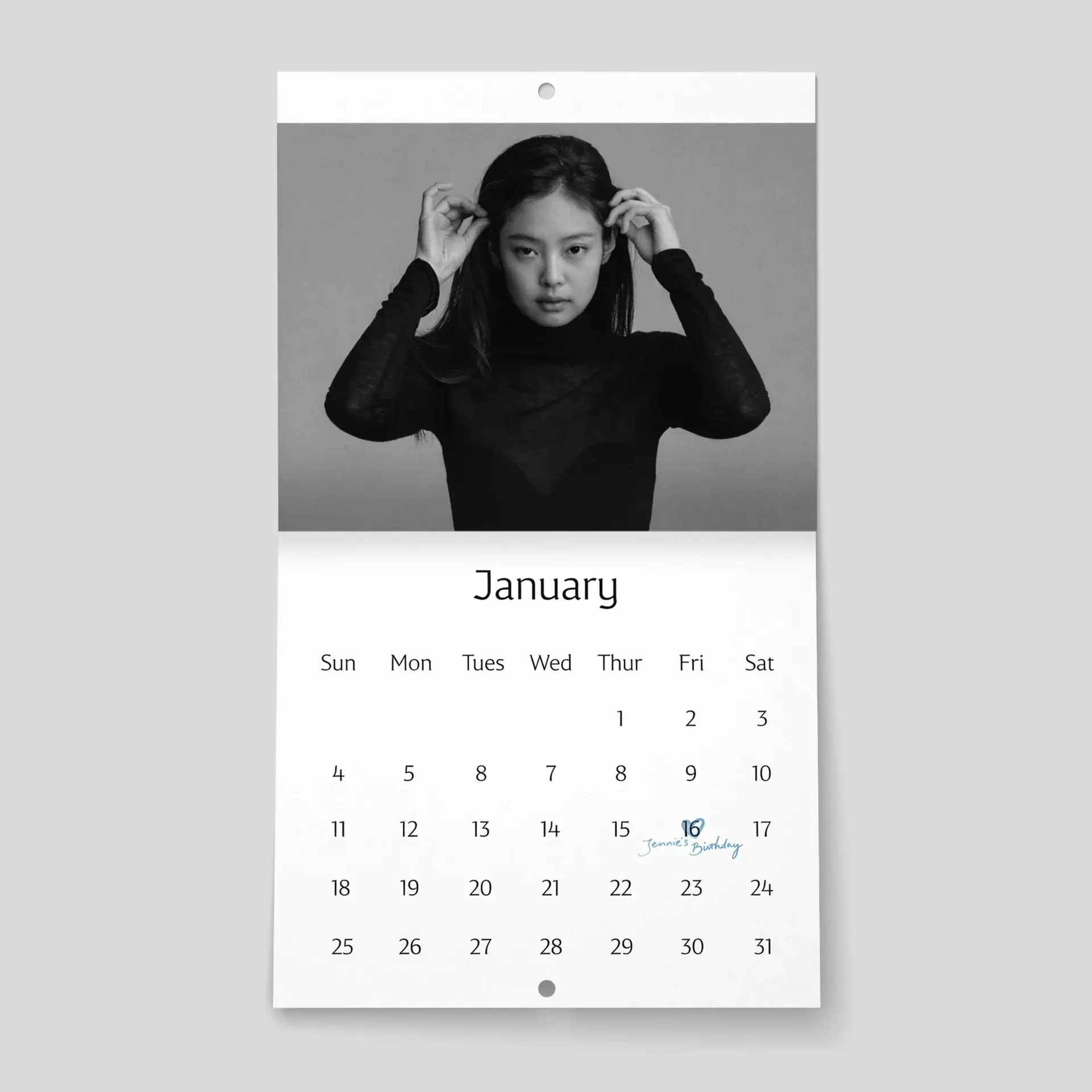 JENNIE_CALENDAR_OPEN