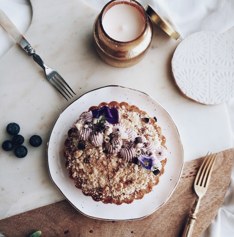 caramelised apple crumble.jpg