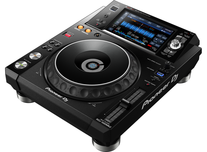 XDJ-1000MK2_CGI_Angle_Lot6_PC_1792x1316