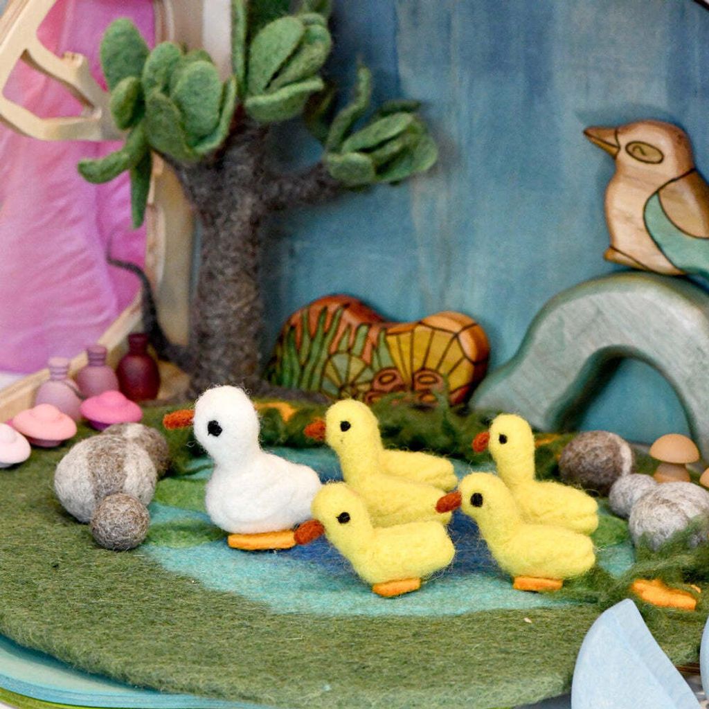 felt-duck-pond-playmat-3