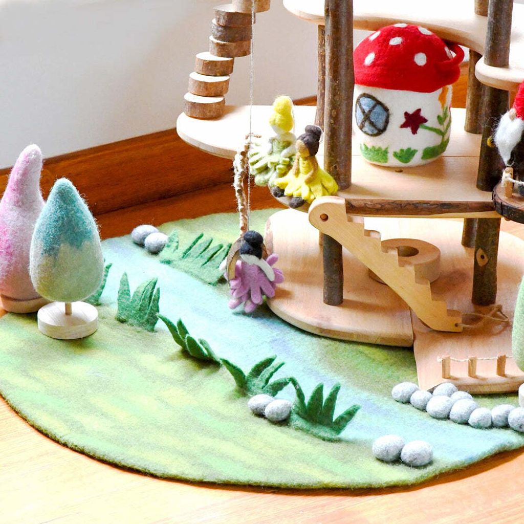 spring-felt-playmat-3