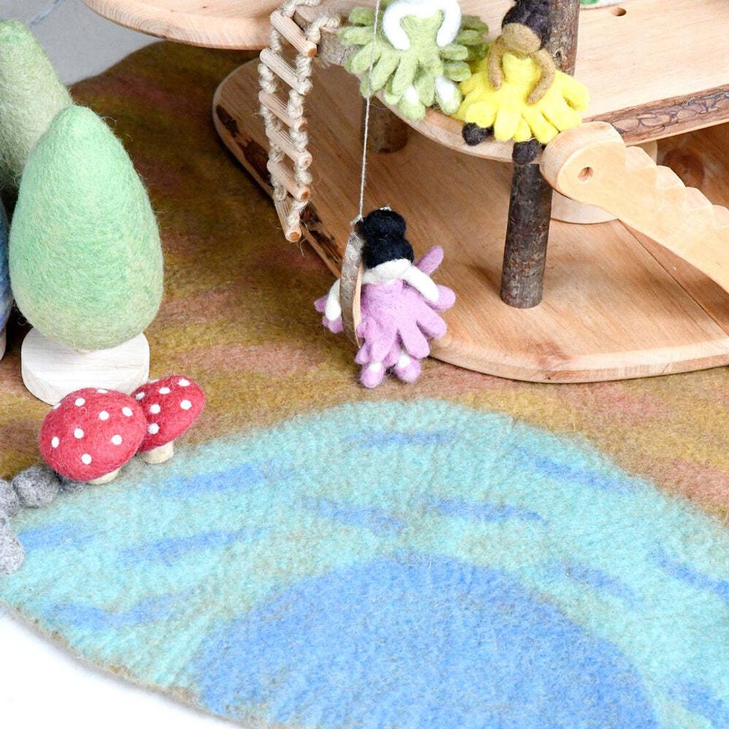 spring-felt-playmat-5