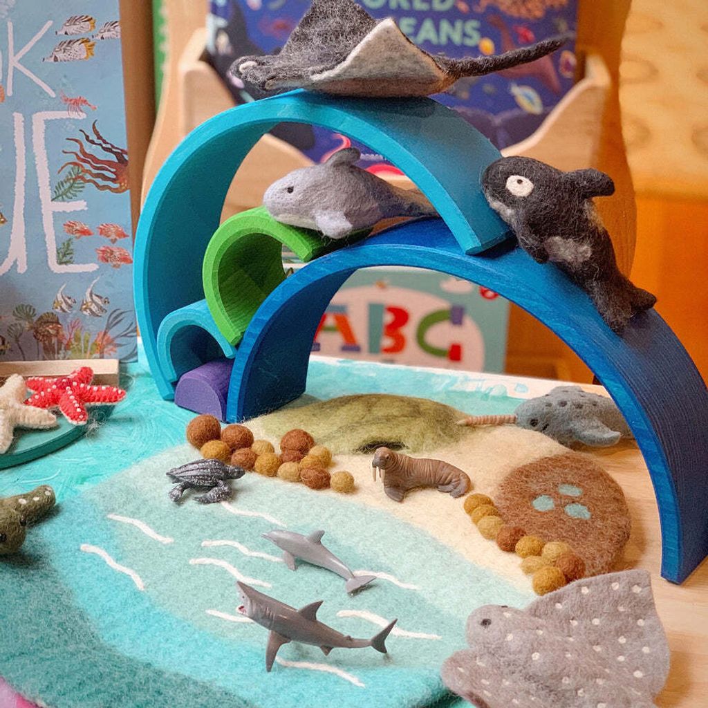 ocean-small-world-play