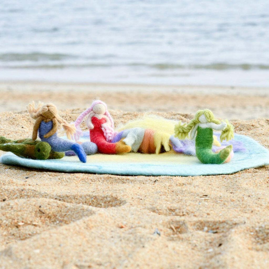 felt-mermaid-playmat-2