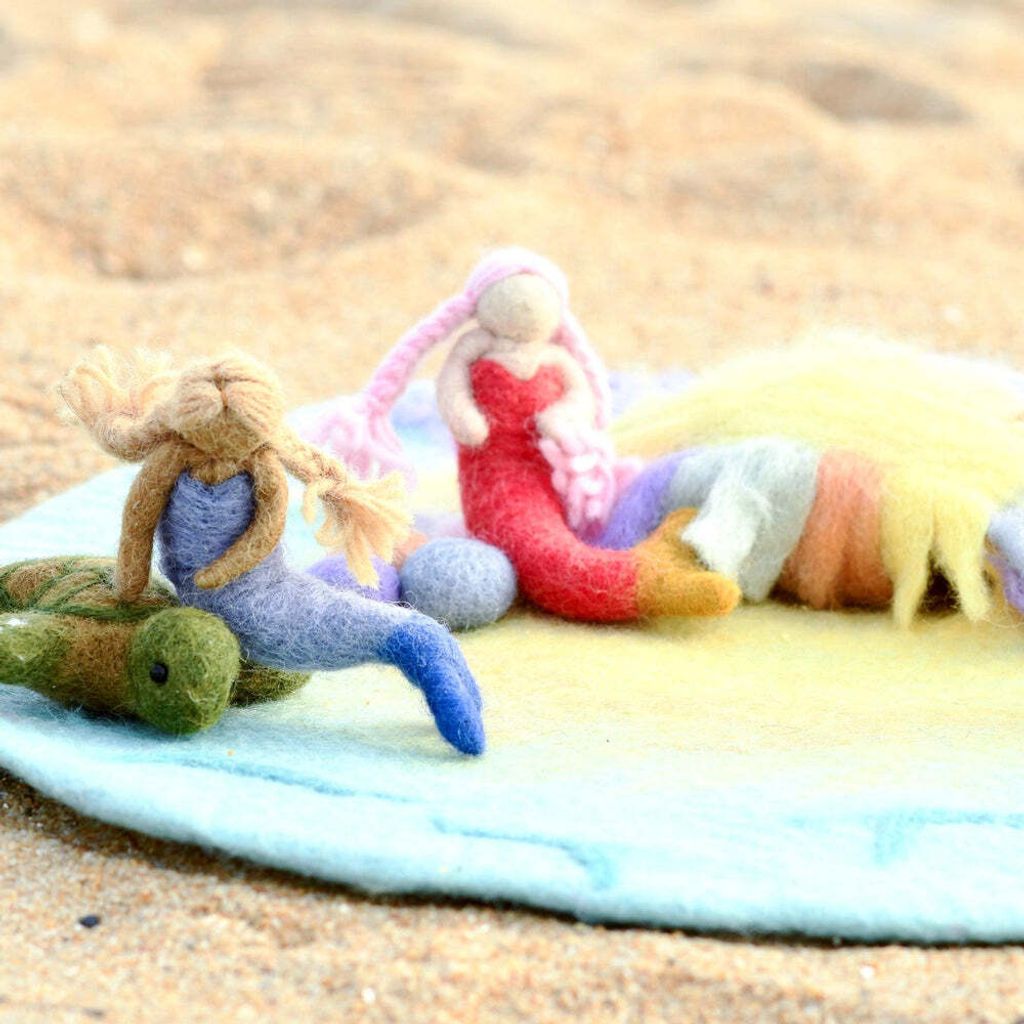 felt-mermaid-playmat-4