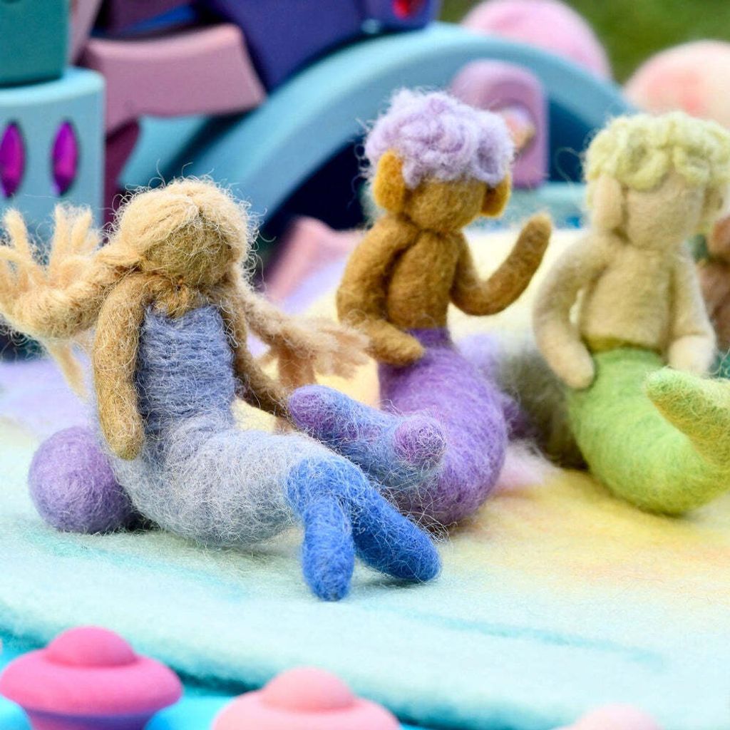 felt_waldorf_merman_mermaid-14_36fb24ab-8837-49bb-9758-f4d5d3fcc689