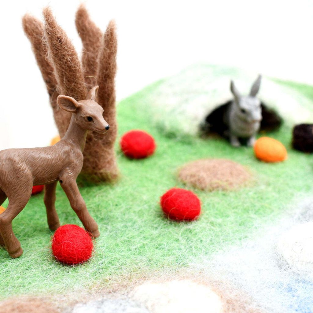 river-woodland-playmat-2