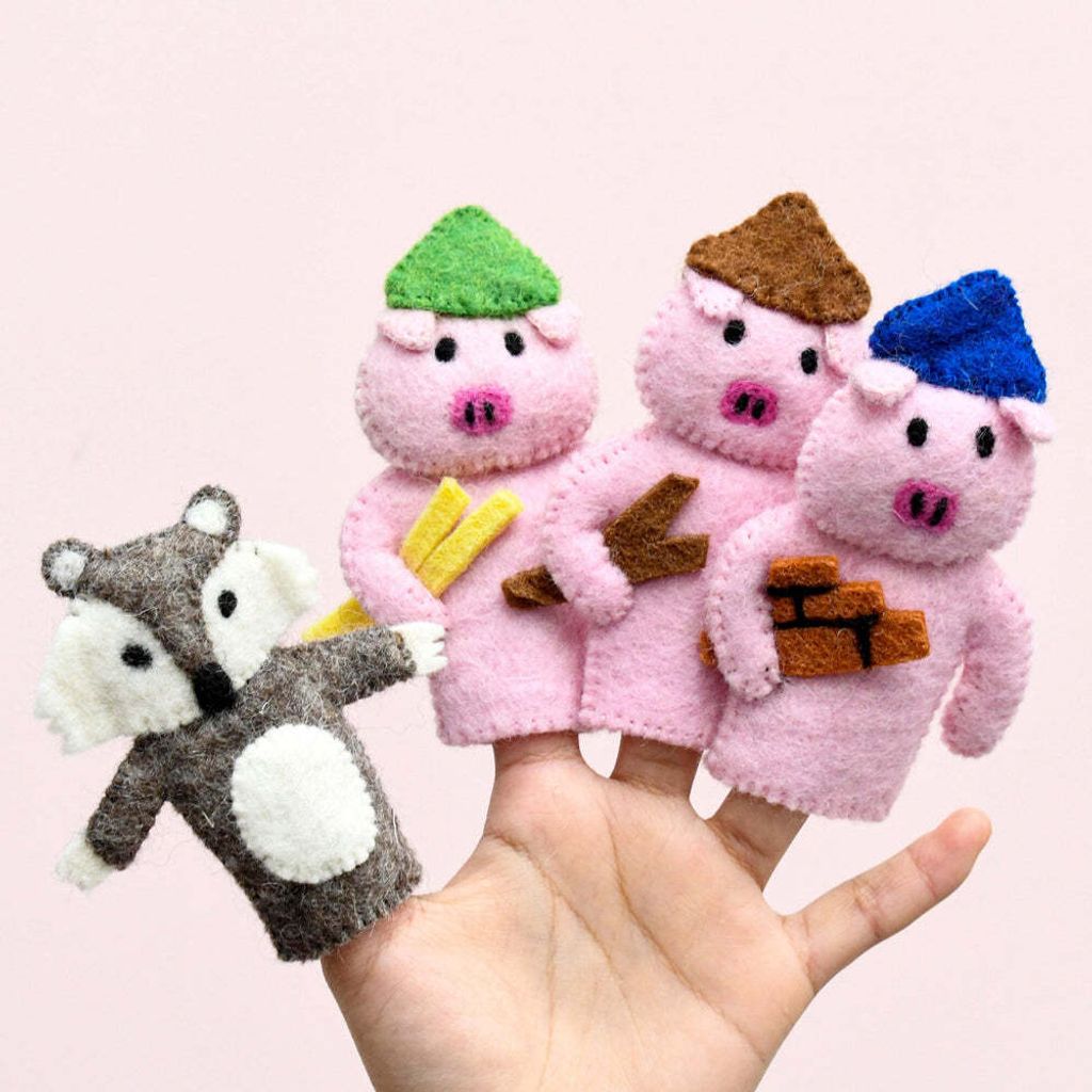 three-little-pigs-finger-puppets-2