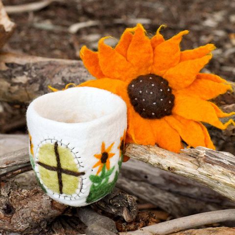 fairy-sunflower-house-7