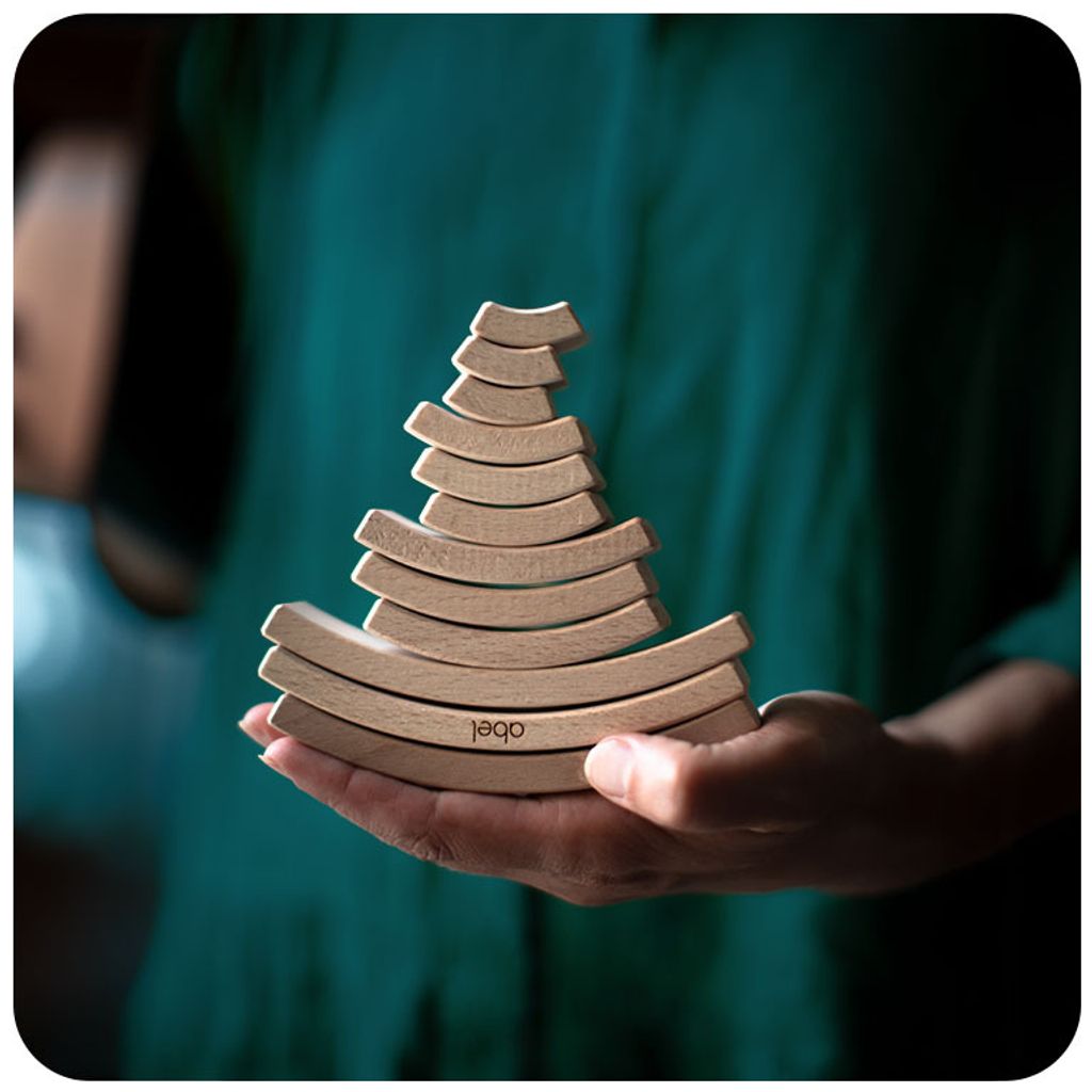 abel-golden-ratio-stack-in-hand