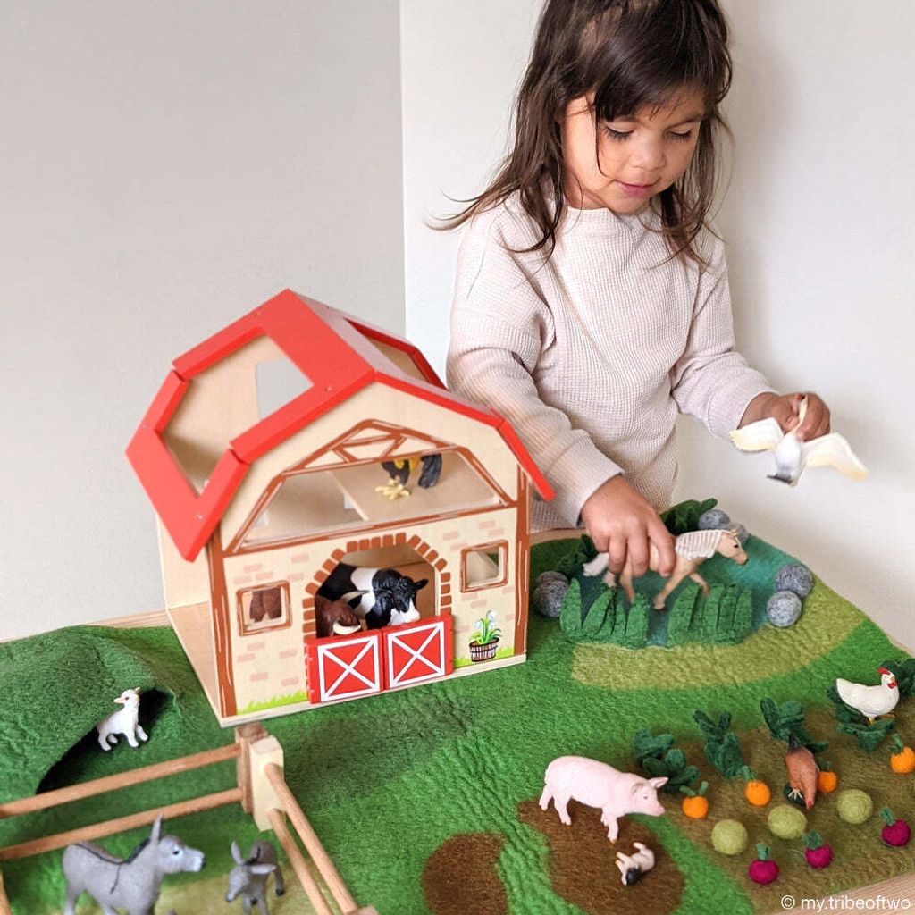 large-farm-playscape-playmat3